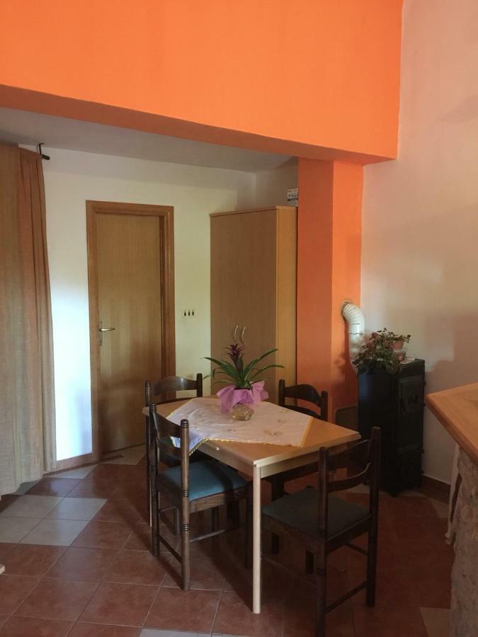 Studio apartman Hrast Seline Bagian luar foto